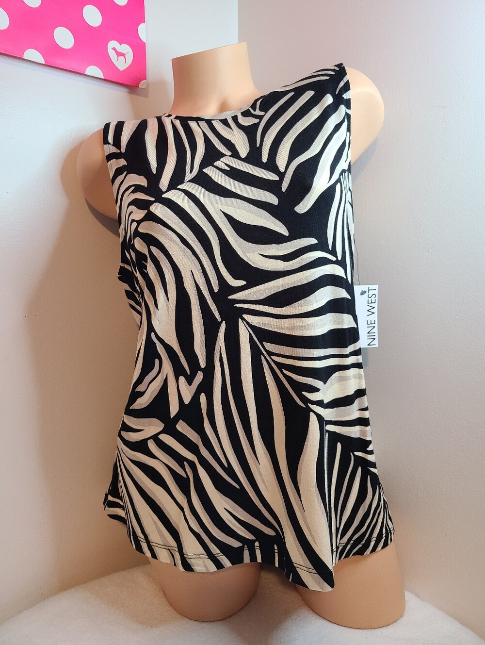 NWT Nine West Essential Soft Spun Printed High Neck Tank Top Size Lg